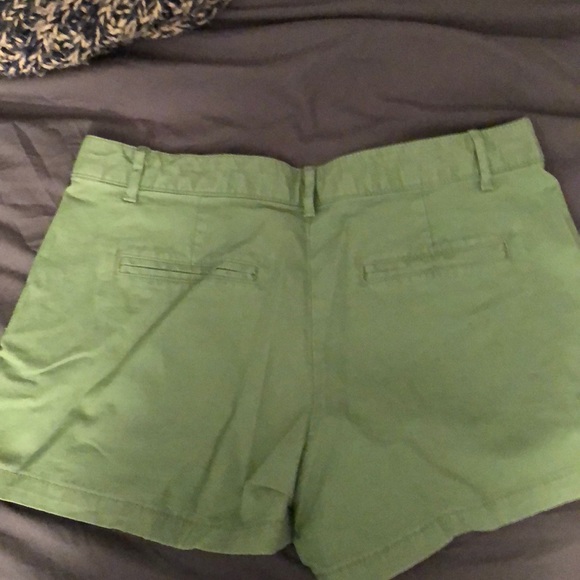 Shorts - Picture 2 of 3